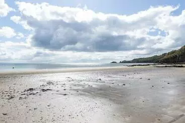 Hotel No 5 Ocean Cabins   Saundersfoot Harbour   Saundersfoot