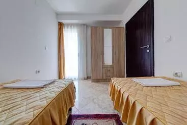 Apartmanszálloda Suzana Budva