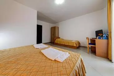 Aparthotel Suzana Budva