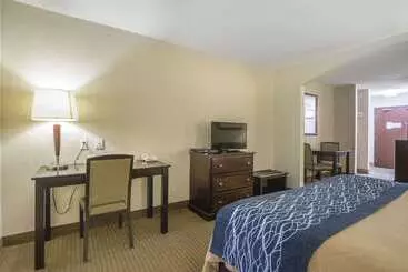 호텔 Comfort Inn & Suites