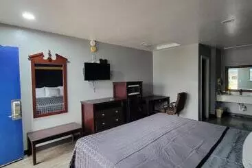 Motelli Coachman S Inn & Suites