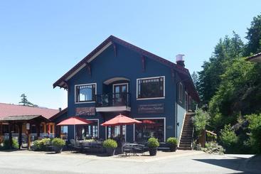 Hotel Artisan Suites On Bowen