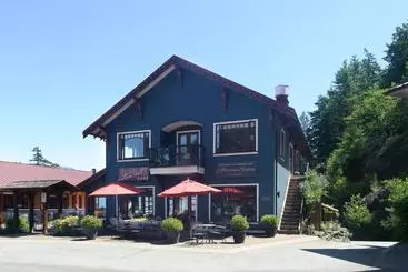 Hotelli Artisan Suites On Bowen