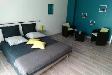 Pensão Le Mas De L Escale