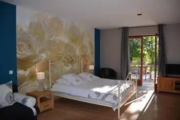 Aamiaismajoitus (B&B) Les Lavandières De Fontaine