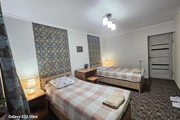 پانسیون Guest House Mira