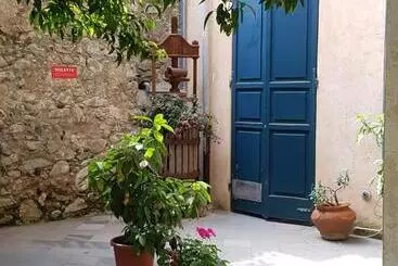 Hotelli Albergo Lungomare