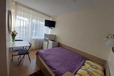 پانسیون Nida Guesthouse At Loreta