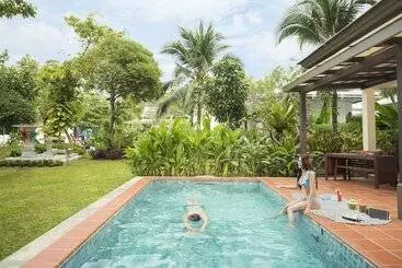 Szálloda Anyavee Tubkaek Beach Resort