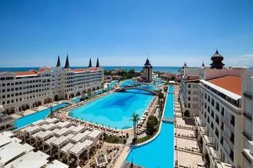Hotel Mardan Palace