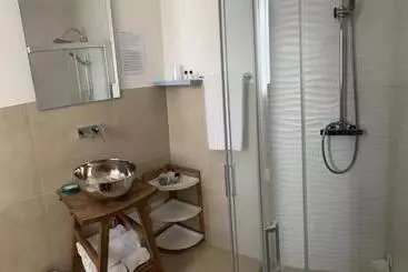 Almare' B&b