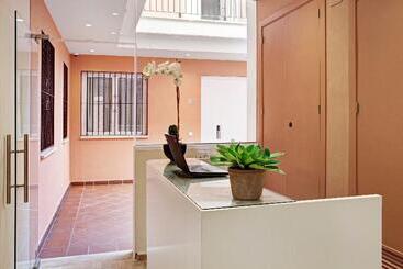 Apartamentos Metrópolis