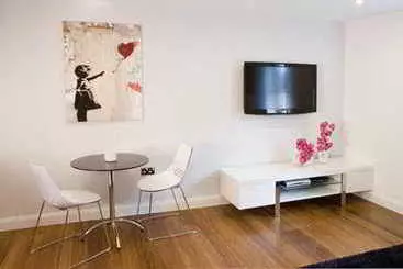 아파트 Geometric House