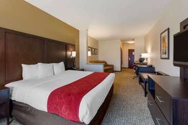 בית מלון כפרי Comfort Suites Ontario Airport Convention Center