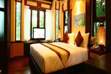 Salad Buri Resort Sha Extra Plus