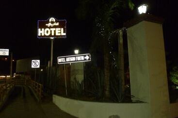 Отель Antiguo Fortin