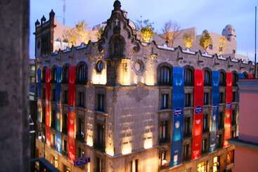 Отель Hampton Inn & Suites Mexico City Centro Historico