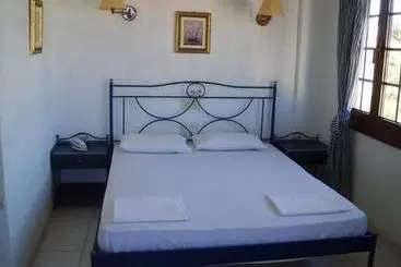 Hotel Minoa Apartments