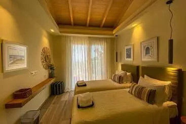 La Riviera Barbati Seaside Apartments & Villas