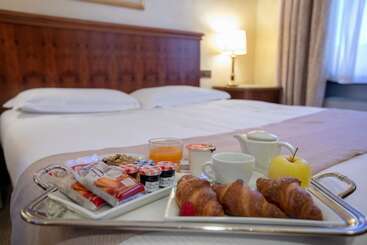 Отель Scia' On Martin