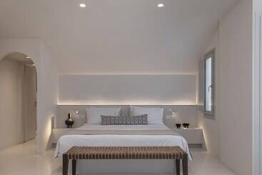 Hotel Akra Suites & Spa