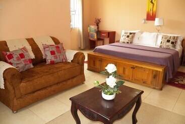 Bed and Breakfast Ts Lodgings