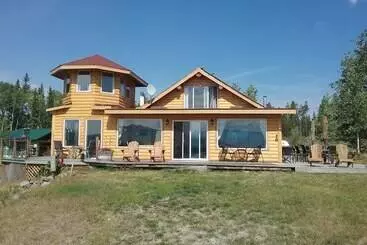 Mökkimajoitus Eagle Bear Lodge