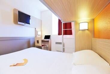 Отель Premiere Classe Lyon Sud  Pierre Benite