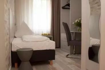 هتل Kiez Pension Berlin