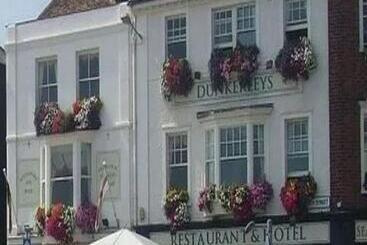 فندق Dunkerleys