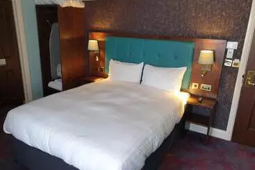 호텔 The Queen S Head Wetherspoon