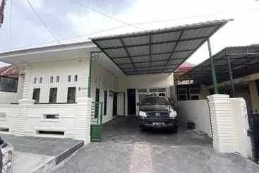 Hotel Oyo 11365s Martimbang Homestay