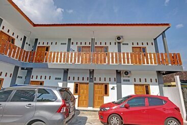 호텔 Spot On 90577 Griya Afifah Syariah