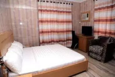 پانسیون Room In Guest Room   Dilida Guest Suites Standard