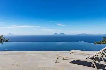 Aparthotel Maina Country Resort