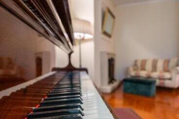 تختخواب و صبحانه Musae Apartments