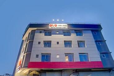 هتل Townhouse 81349 Townhouse Friends Inn