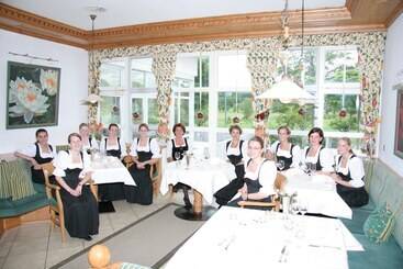 Hotel Landhaus Feckl