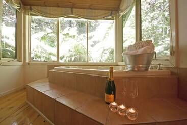 בית מלון כפרי Cottages At Monreale