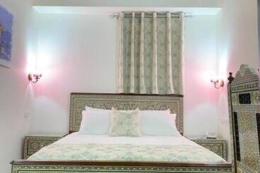 Bed and Breakfast Bab Al Sham Funduk
