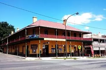 The Royal Mail Hotel Braidwood