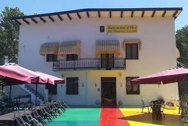 Hostel Locanda Zanzarina D Oro Nel Parco Oglio Sud
