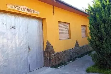 Bed and Breakfast Balla House