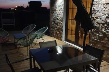 بنسيون Casa Iarina