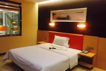 Hotel 7days Premium Yangzhou Baoying Avenue An Yidong Road
