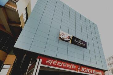 Hotel O Priyal