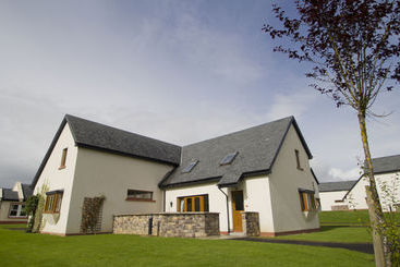 酒店 East Clare Golf Village
