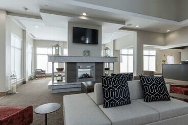 فندق Hilton Garden Inn Elkhart