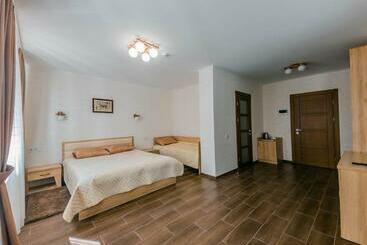 Отель постріл в комплексі сокіл