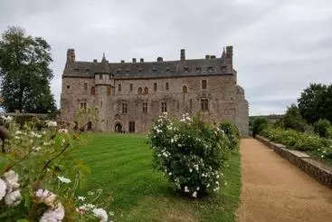 Aamiaismajoitus (B&B) Le Derrien